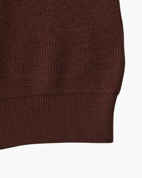 Raffinierter Strickpullover mit halbem Reißverschluss
